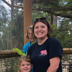 Meet your Posher, Amber